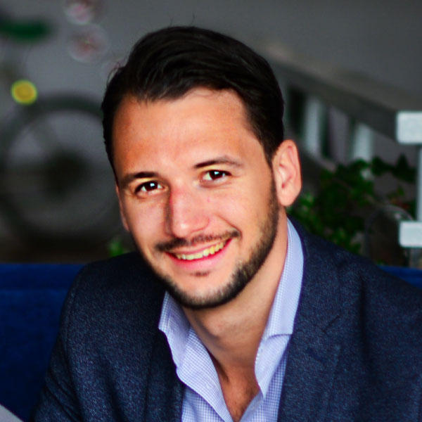 http://bdlaccelerate.com/2016/wp-content/uploads/2016/10/philipp-stangl.jpg